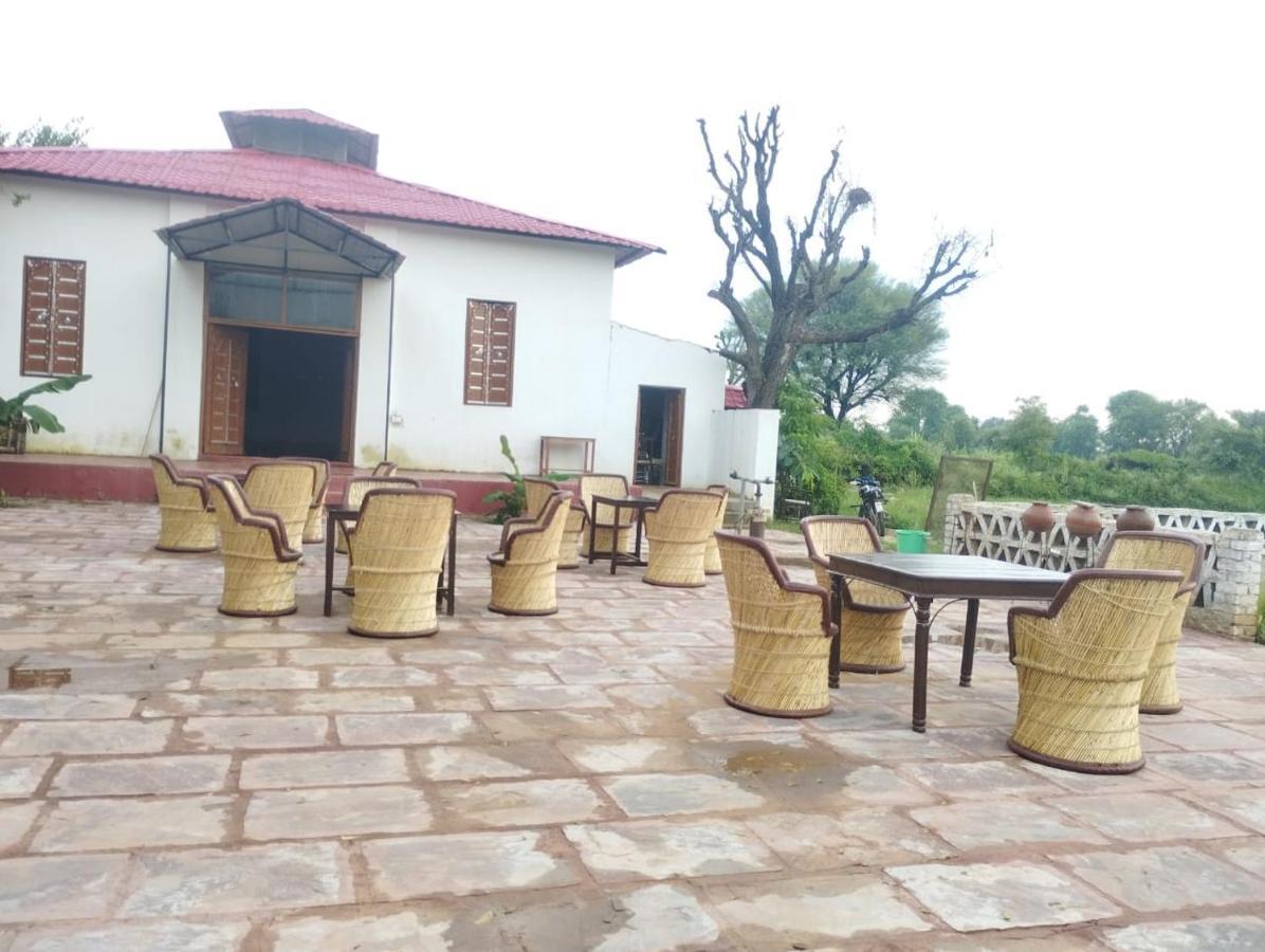 Bagwara Heritage Resort Chonp Екстериор снимка